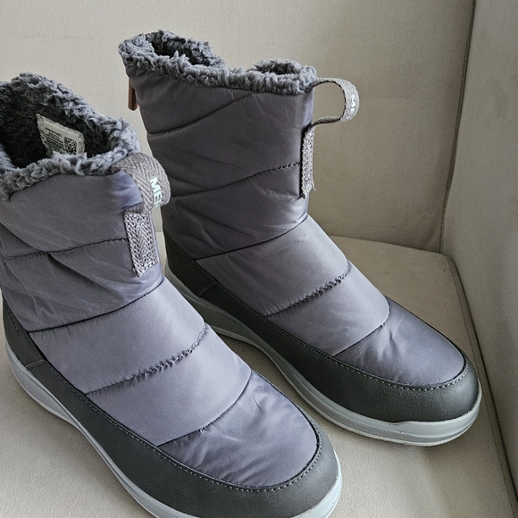 Woman Merrell Snowcreek Sport, Polar Waterproof Gray Snow Boots.  Size 7. - Picture 2 of 11